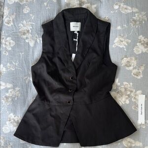 Reformation Elegant Black Sleeveless Vest